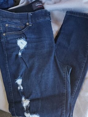 Torrid Dark Blue Distressed BOMBSHELL Skinny Jeans